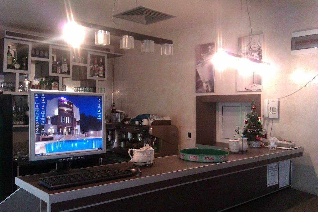 Guesthouse Vila Dnd Нішка-Баня Екстер'єр фото