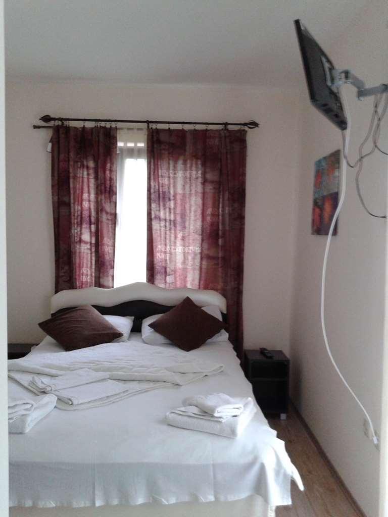 Guesthouse Vila Dnd Нішка-Баня Номер фото